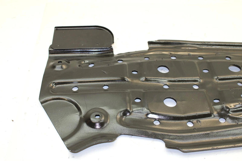 1988 Suzuki Quadrunner 250 Oem Center Skid Plate 42560-19B03 AS18