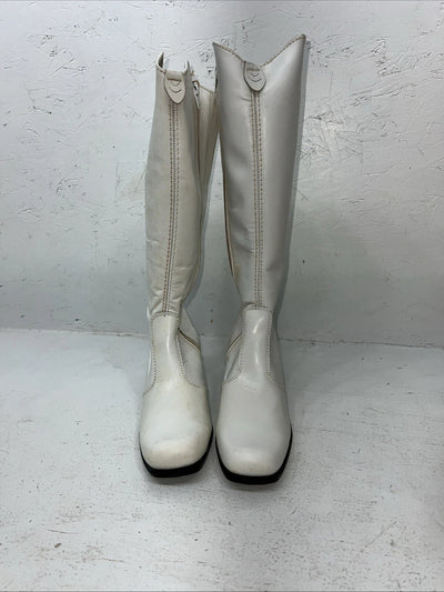 New Woman’s White Dingo Cowboy Boots. 7631 7 M. 18-38