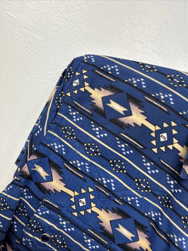 New Women’s Cumberland Blue Design Short Sleeve Pearl Snap Size Large TT-73
