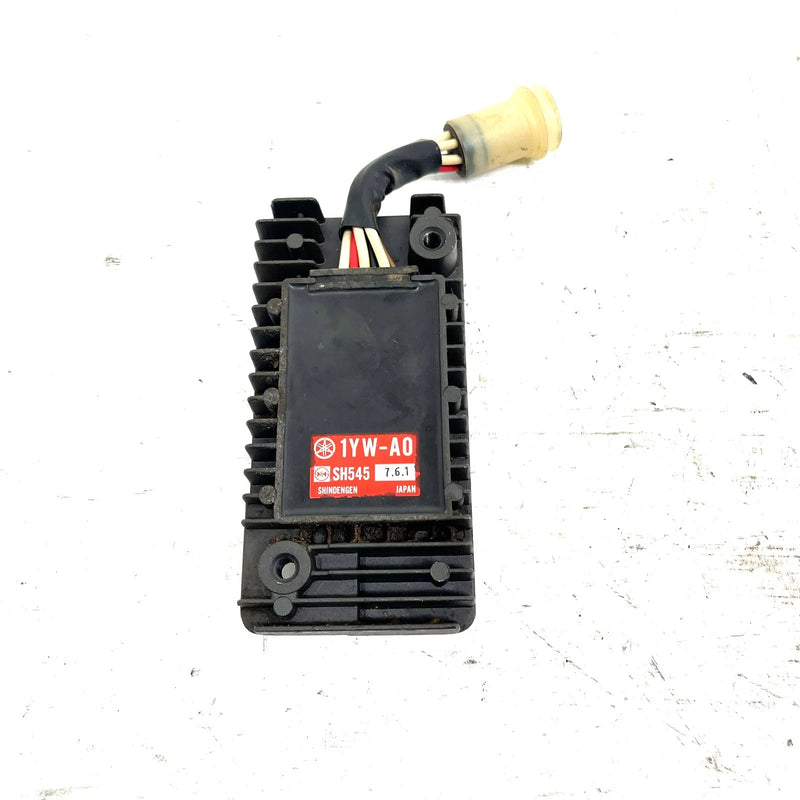 1988 Yamaha Moto 4 OEM Voltage Regulator 1YW-81960-A0-00 AY57