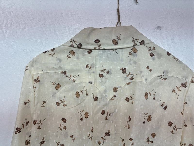 New Women’s Panhandle Slim Yellow Floral Long Sleeve Pearl Snap Size 12 KK-36