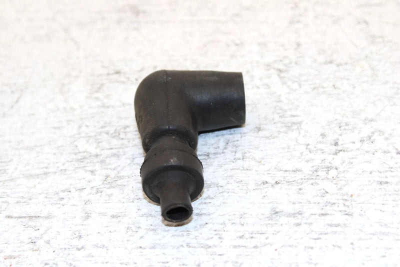 1987 Yamaha Exciter 570 L/c Oem Plug Cap 8DG-82370-00-00 SY18