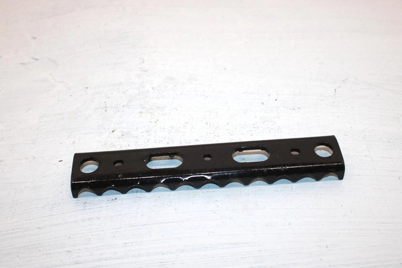 2000 Polaris Trail Boss Oem Footrest  Cleat Pair 5242525-067 AP171