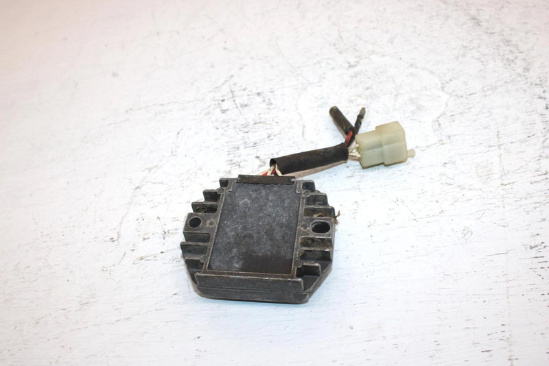 1998 Yamaha  Grizzly Oem Voltage Regulator 4KB-81960-02-00 AY49