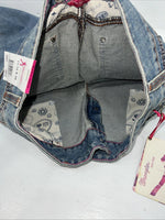 New Women’s Wrangler Low Rise Light Wash Denim Jeans. 11/12x34 P-10