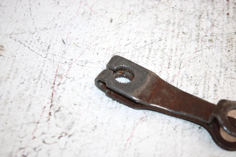 84 Yamaha  Tri Moto Oem Front Brake Cam Arm 21V-25155-00-00 AY21
