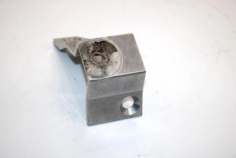 00 Arctic Cat Zl 550 Esr Oem Left Rear Engine Mount 0608-235 SA216