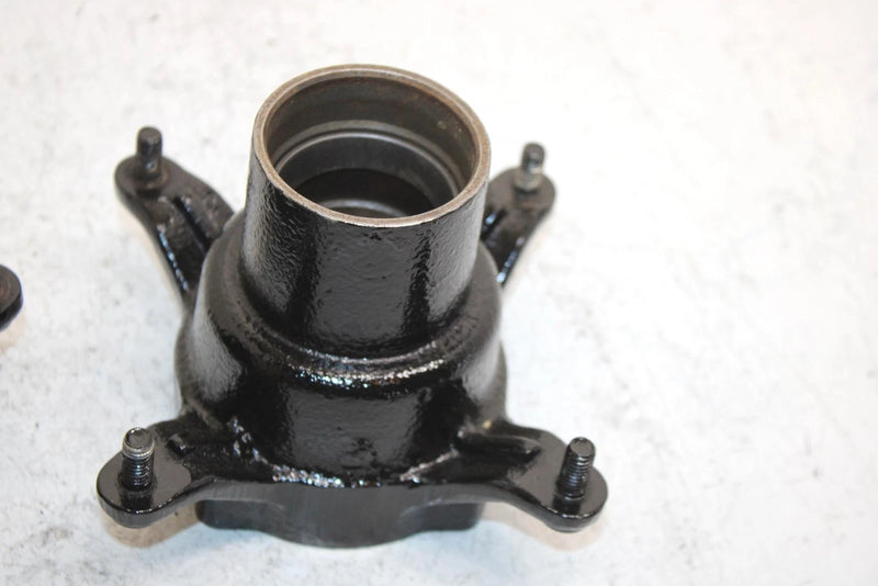1990 Polaris Trail Boss 350l 4x4 Oem Front Wheel Hub Pair 5130682 AP142