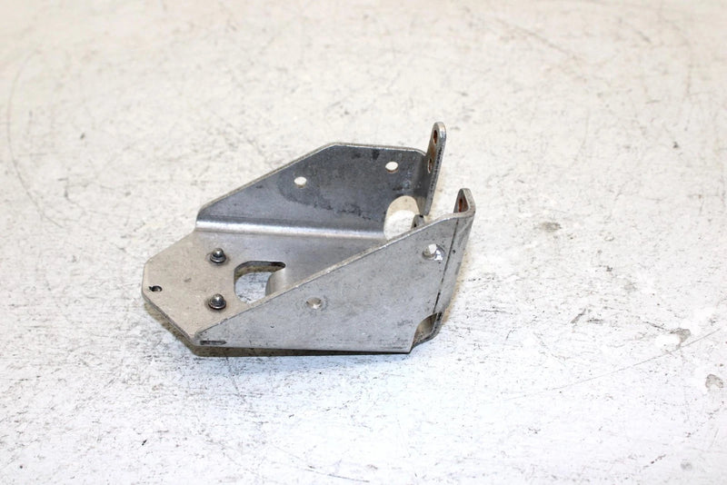 1999 Yamaha Vmax 600 Sx Oem Muffler Stay 8CR-2194J-00-00 SY5