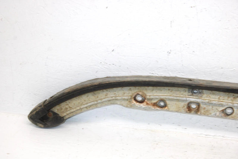 1998 Yamaha Vmax 600 Xt Oem Right Skid Rail 8CR-W4741-00-00 SY87