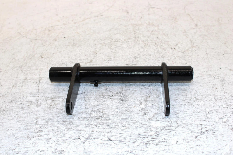 1994 Polaris Classic Touring Oem Rear Suspension Pivot W/Shaft  1540721-067 SP55