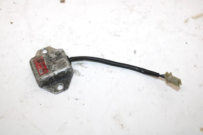 1989 Yamaha Srv Oem Voltage Regulator 82M-81910-A0-00 Q4364