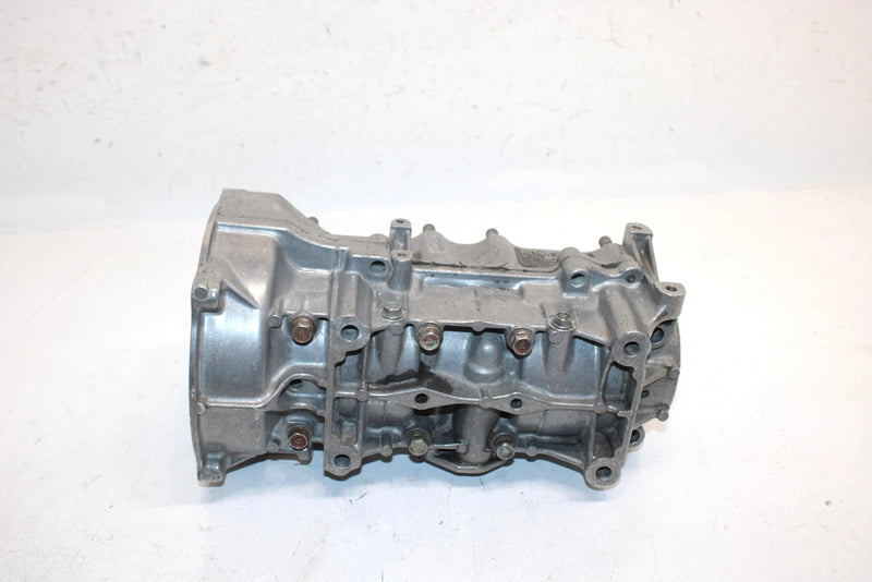 90 Polaris Classic 500 Oem Crankcase W/Studs 3083793 SP56
