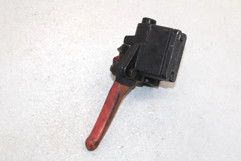 93 Polaris Xlt Oem Brake Master Cylinder 2050056 SP186