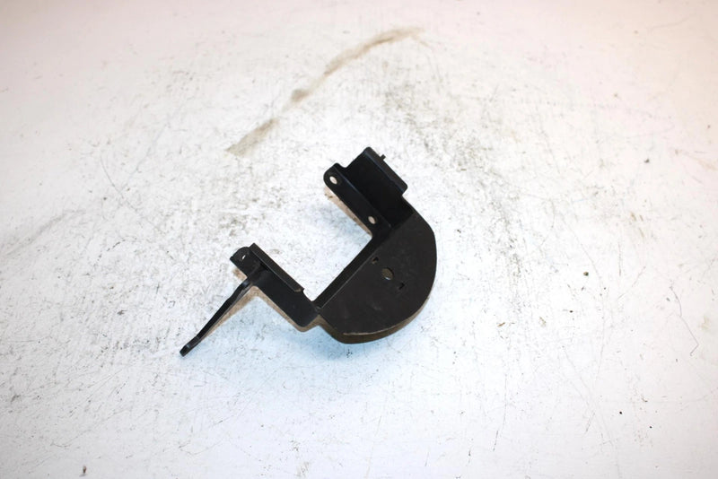 1998 Yamaha Waverunner Gp800 Oem Handlebar Pad Bracket GP7-U142K-00-00 JY9