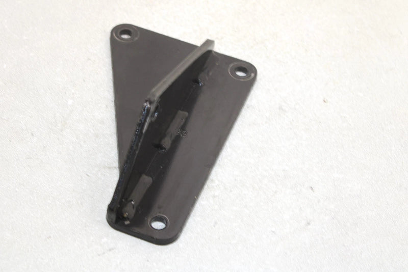 00 Polaris Trail Blazer  Oem Lower Transmission Mount 1012886-067 Q5442