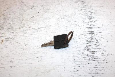 1996 Polaris Xcr 600 Oem Ignition Key Switch 2200357 SP21
