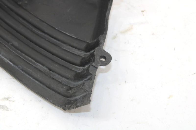 1989 Yamaha Srv Oem Left Lower Strut Cover 8L0-2198F-00-00 SY134