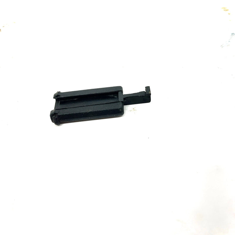 96-05 Sea-Doo GTI LE OEM Airbox Clip 273000006 Q6629