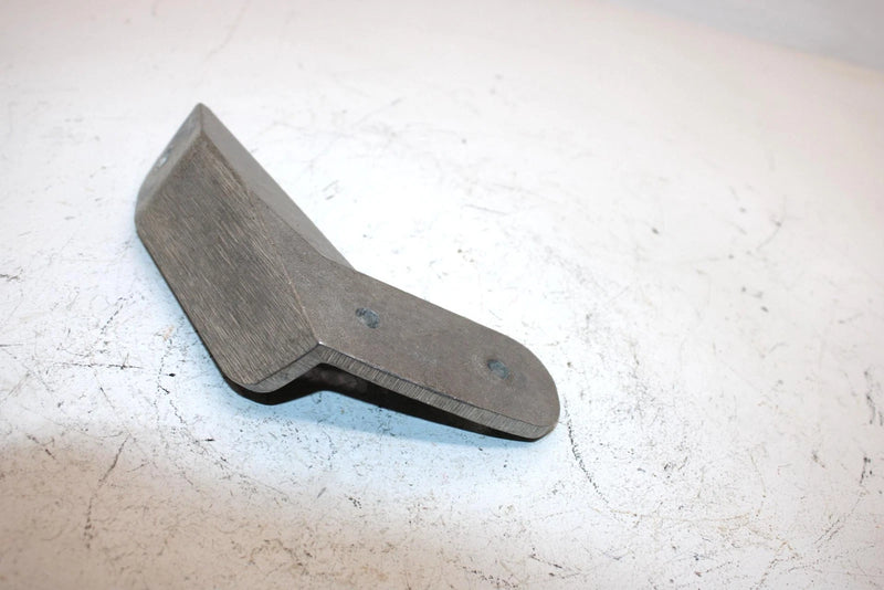 98 Arctic Cat Zl 440 Oem Rear Right Engine Mounting Bracket 0708-030 Q3464