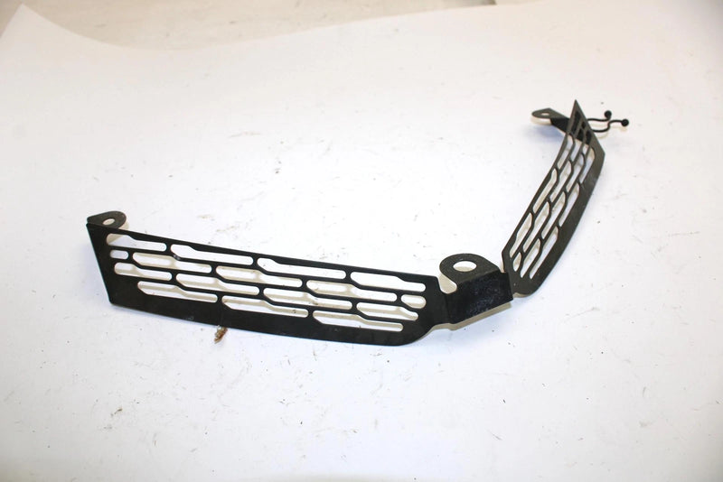 2005 Yamaha Rs Vector Oem Upper Hood Screen 8ES-77133-00-00 SY94