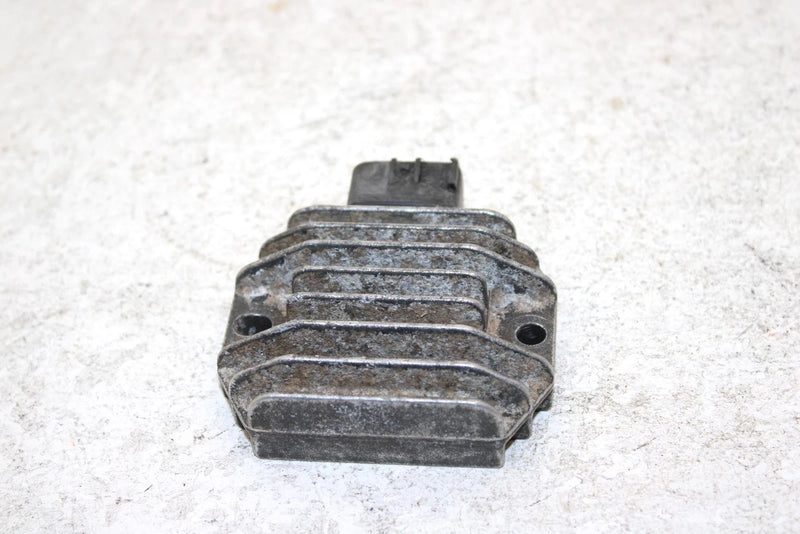 2000 Honda Trx 250 Recon Oem Voltage Regulator 31600-HM8-013 AH52