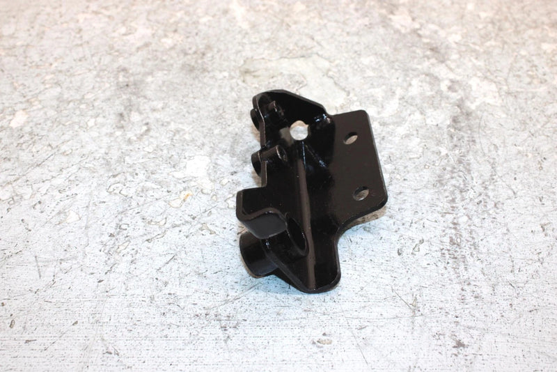 2001 Polaris Trail Boss Oem Rear Brake Pedal Mount 1910375-067 AP165