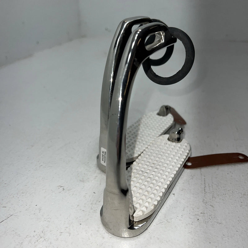 New Tough 1 Silver Iron Breakaway English Stirrups D-502