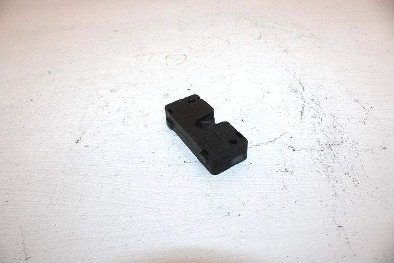 2011 Polaris Ranger 800 Oem Tailgate Latch 7081568 XP4