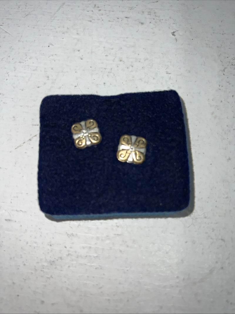 New Women’s Montana Silversmiths Gold Small Square Earrings. ER355 A-12