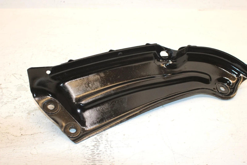 86 Honda Trx 125 Oem Front Inner Splash Guards 61862-VM6-000 61867-VM6-000 AH41