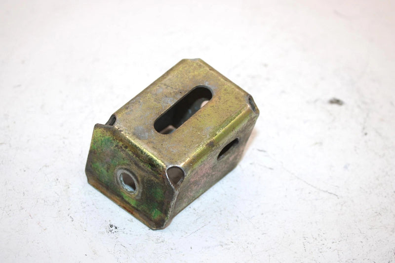07 Polaris Super Sport Oem Exhaust Pipe Mount Bracket 5245498 SP191