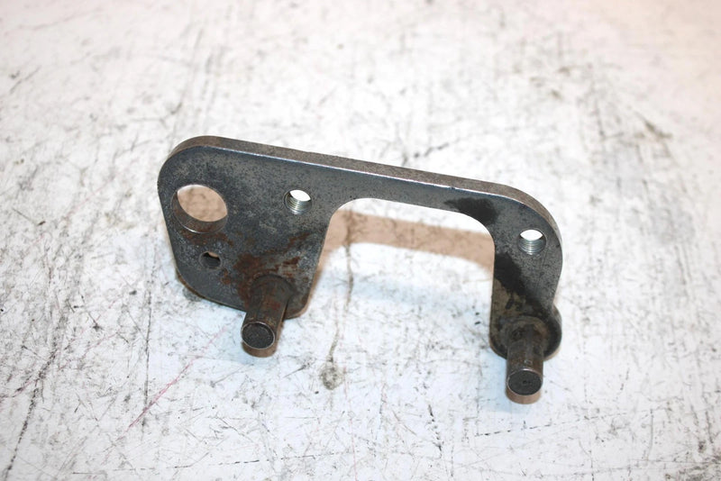 2000 Polaris Magnum 325 Oem Front RH Caliper Mount 1910265 1910412 AP65