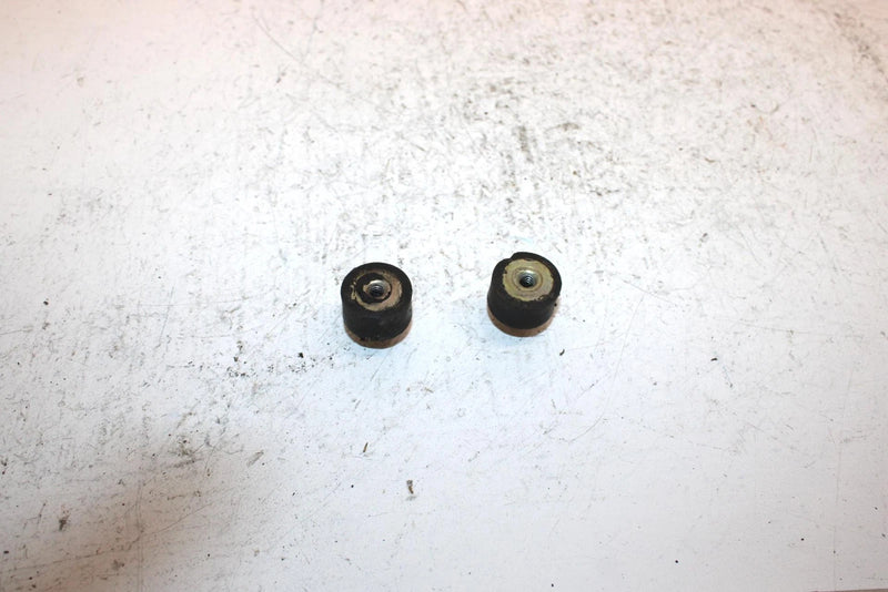 2001 Polaris Magnum 325 Oem Carb Carburetor Mount Pair 3021086 AP98
