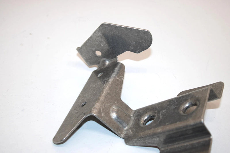 11 Polaris 550 Iq Shift Oem Oil Bottle Lower Bracket 5249094 SP88