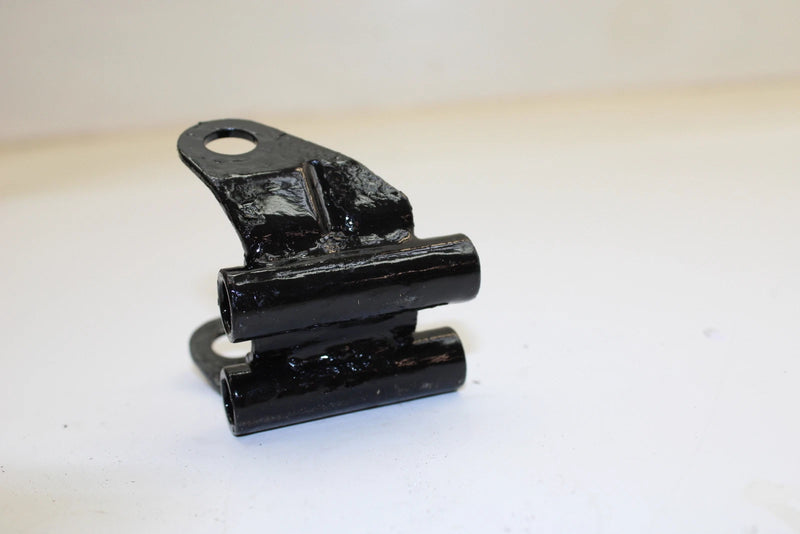 00 Kawasaki Bayou 300 4x4 OEM Differential Fitting Bracket 11046-1221 AK8