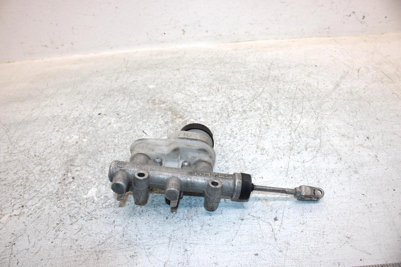 2019 Polaris Ranger 900 Xp Oem Brake Master Cylinder 1912463 XP6