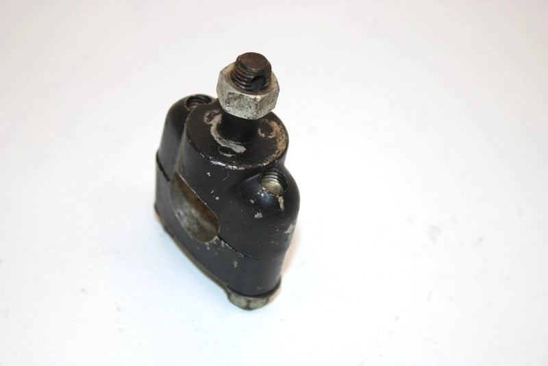 85 Yamaha  Moto 4 Yfm200n Oem Upper/Lower Handle Holder 5H0-23442-01-98 AY17