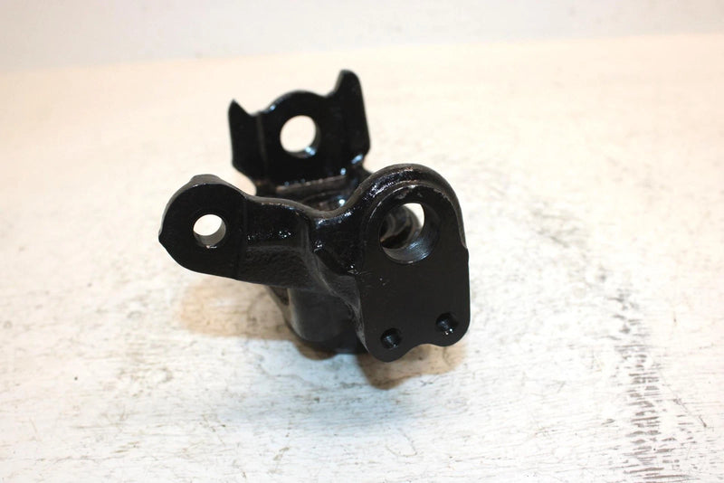 1986 Honda Trx 350 A Fourtrax 4x4 Oem Right Steering Knuckle 51210-HA7-670 AH43