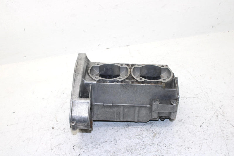 1989 Yamaha Phazer Oem Crankcase 88T-15100-01-00 SY13