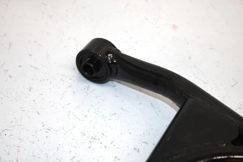 86 Suzuki Lt185 Model F Oem Lower Left Suspension Arm 52420-24400 AS1