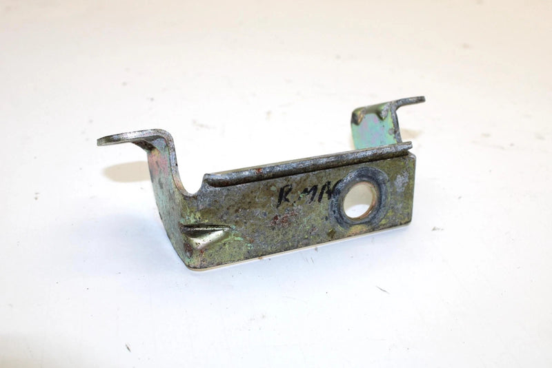 2000 Yamaha Sx700s Oem Rear Upper Right Engine Motor Mount 8CH-21425-00-00 SY82