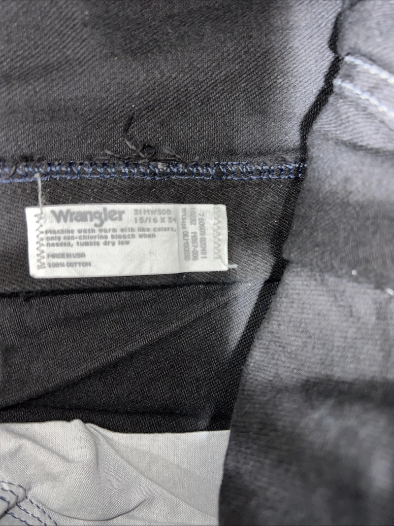 New Men’s Black Cowboy Cut Wrangler Relaxed Fit Denim Jeans. 15/16x34 I-9