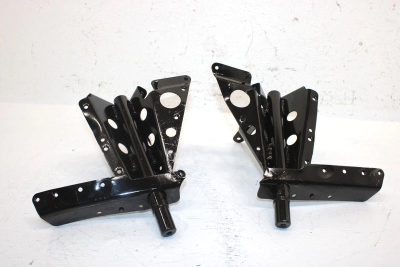 2000 Ski-doo Mxz 600 Oem Trailing Arm Mount Set 518320506 518320507 SS15