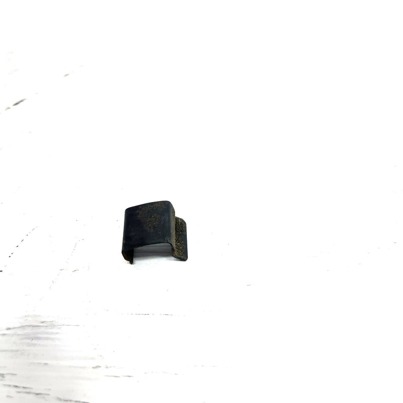94-96 Polaris XCR  440 OEM Airbox Clip 7670055 Q2985