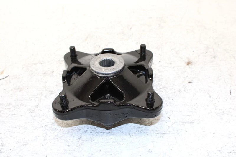 2004 Polaris Sportsman 500 Oem Front Wheel Hub 5143612 AP18