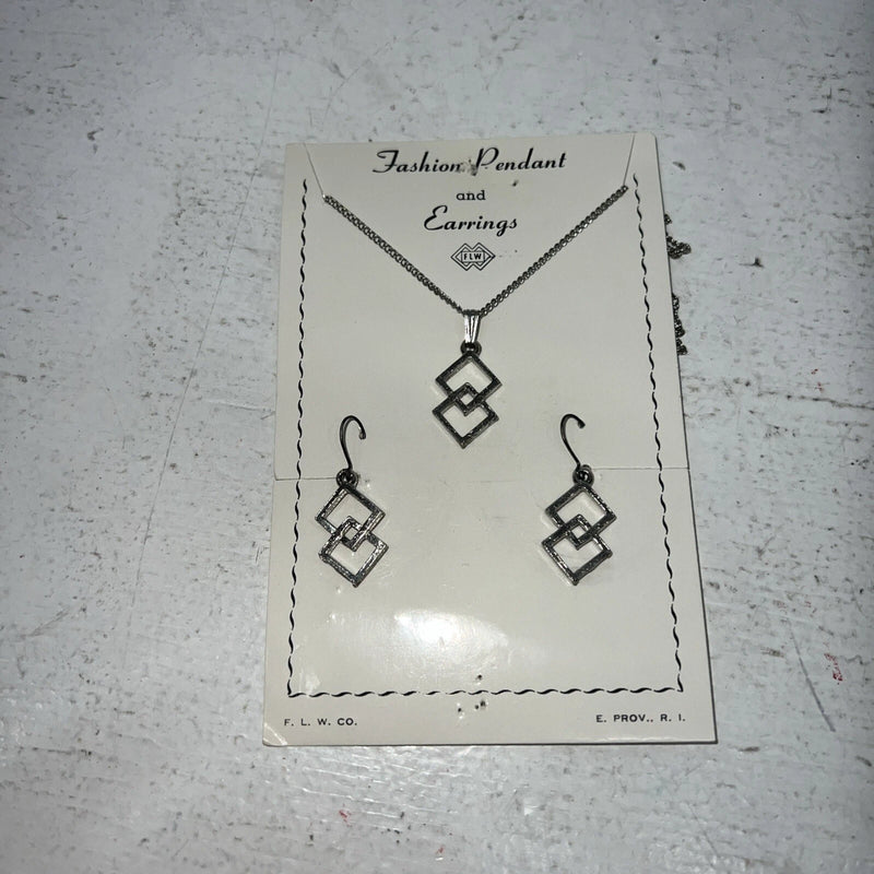New Women’s Fashion Pendant Chain Silver Jewelry Set. 58 A-130