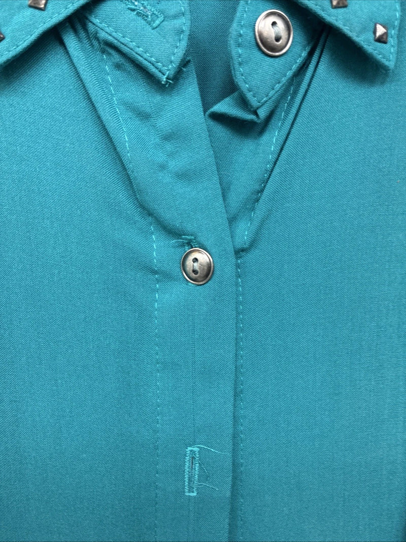 New Women’s Roughrider Blue Long Sleeve Button Up Size Large TT-133