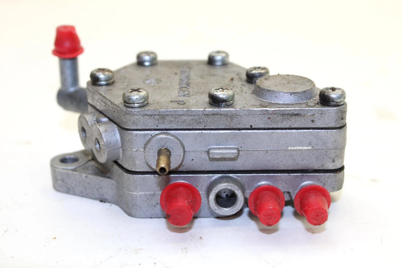 1999 Yamaha Vmax 700 Sx Oem Fuel Gas Pump 8CH-24410-00-00 SY105