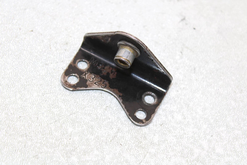 2003 Polaris Magnum 330 Oem Carburetor Mounting Bracket 5245674-067 AP120